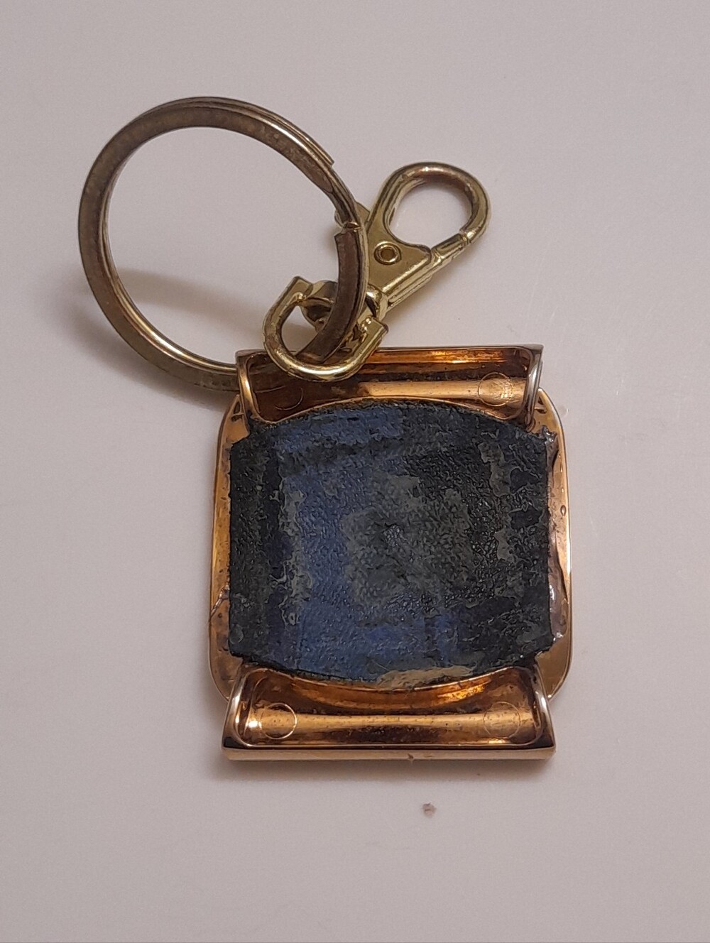 Salvatore Ferragamo Gold Tone Bag Charm Keychain Set - Picture 2 of 7